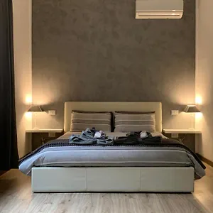 Residenza Guglielmo , Mantua Italia