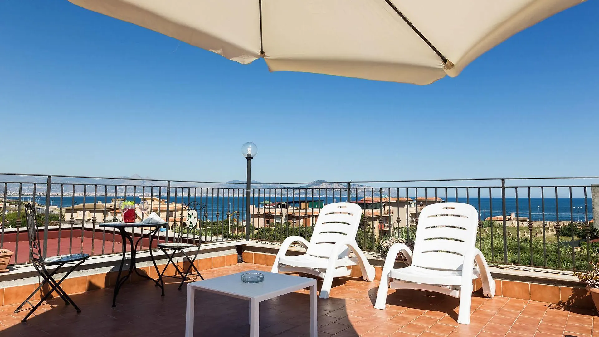 Bed And Breakfast Marina D'Aspra Bagheria Bed & Breakfast